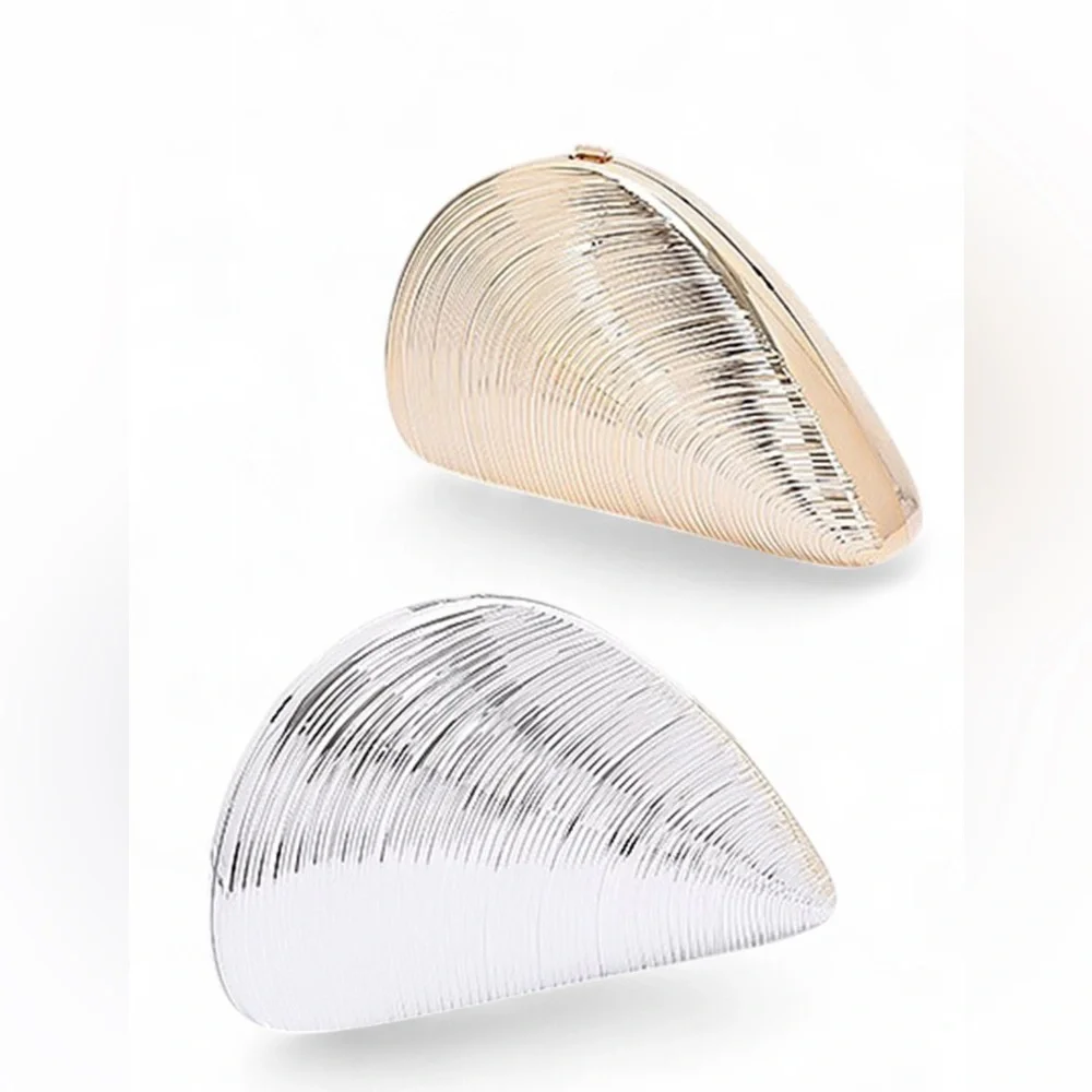 Elegant Metallic Gold Clam Shell Box Clutch Bag